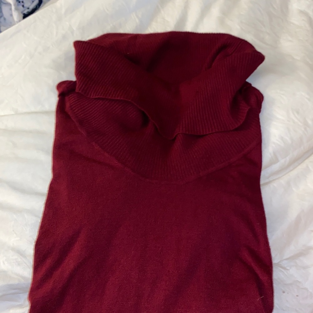 long sleeve maroon turtle neck